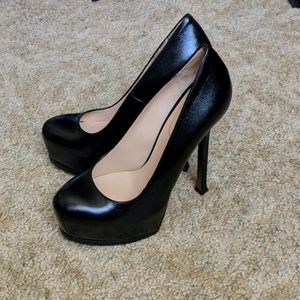 Authentic YSL Tribtoo Pump